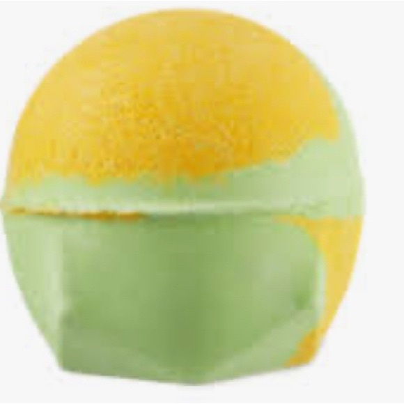 Lush Slammer Bath Bomb - Picture 1 of 2